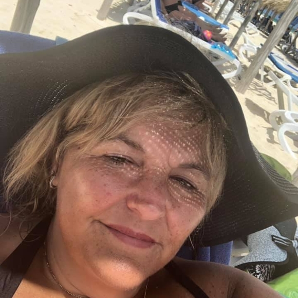 Meet your Posher, Nancy - Picture 1 of 1